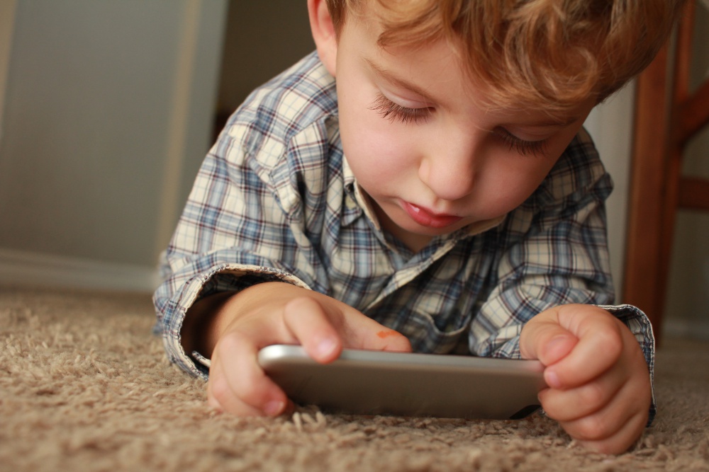 These popular smartphone apps are listening to your conversations