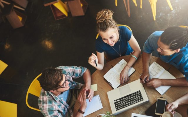 These 5 teens share their top tips for internet safety