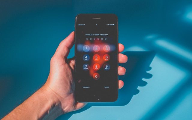 iPhone’s “biggest leak ever” opens the door for hackers