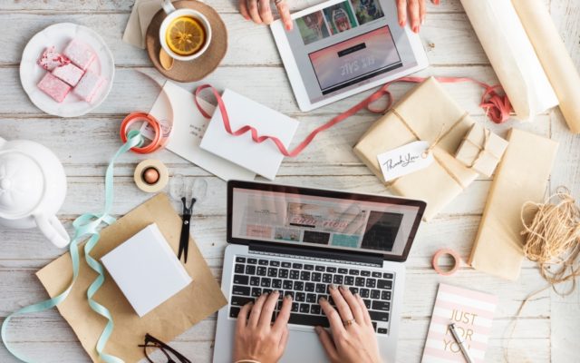 10 essential tips to avoid getting hacked when shopping online