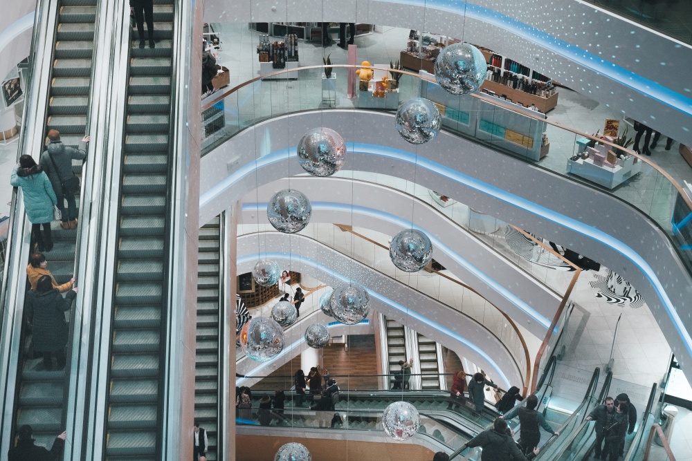 Shop at Saks Fifth Avenue? Your credit card info may have been hacked